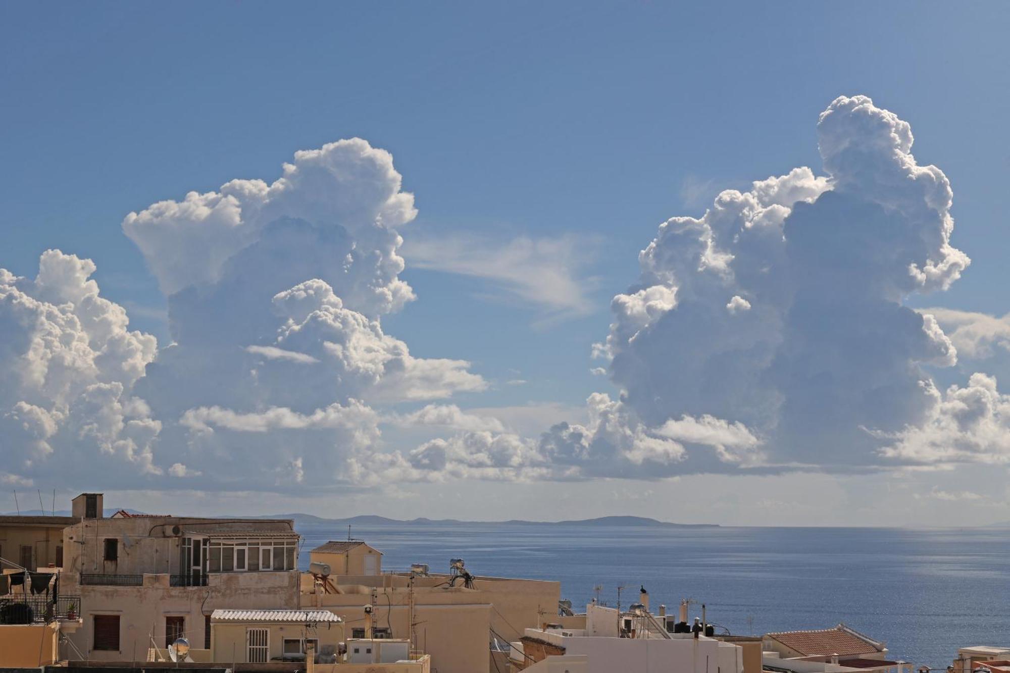 San Nikolas View Guest House Ερμούπολη Εξωτερικό φωτογραφία