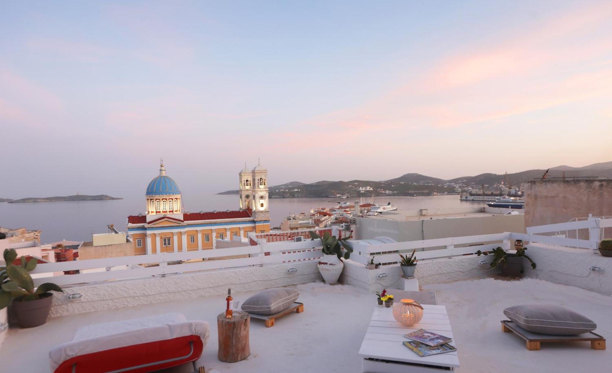 San Nikolas View Guest House Ερμούπολη Εξωτερικό φωτογραφία