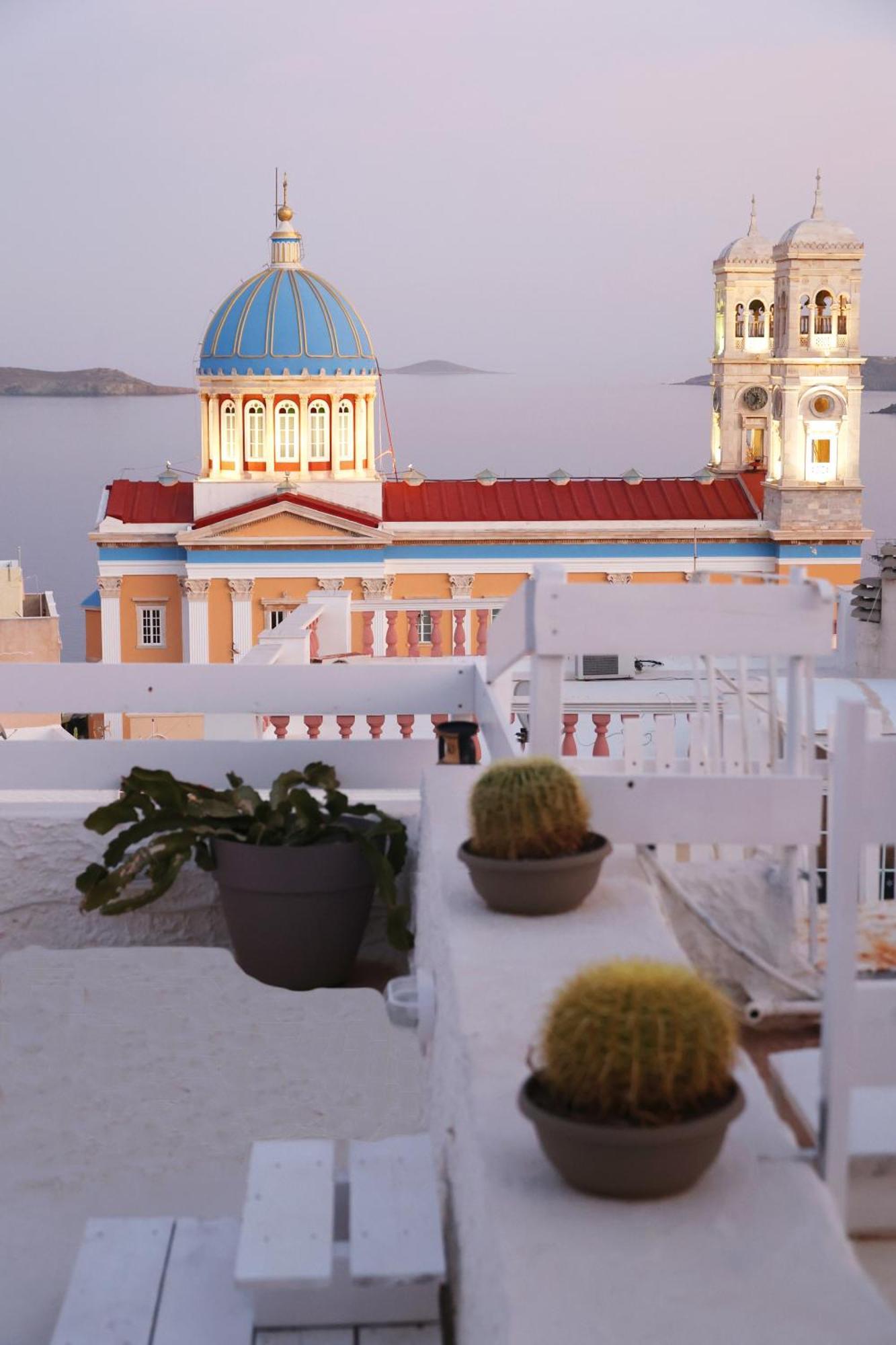 San Nikolas View Guest House Ερμούπολη Εξωτερικό φωτογραφία