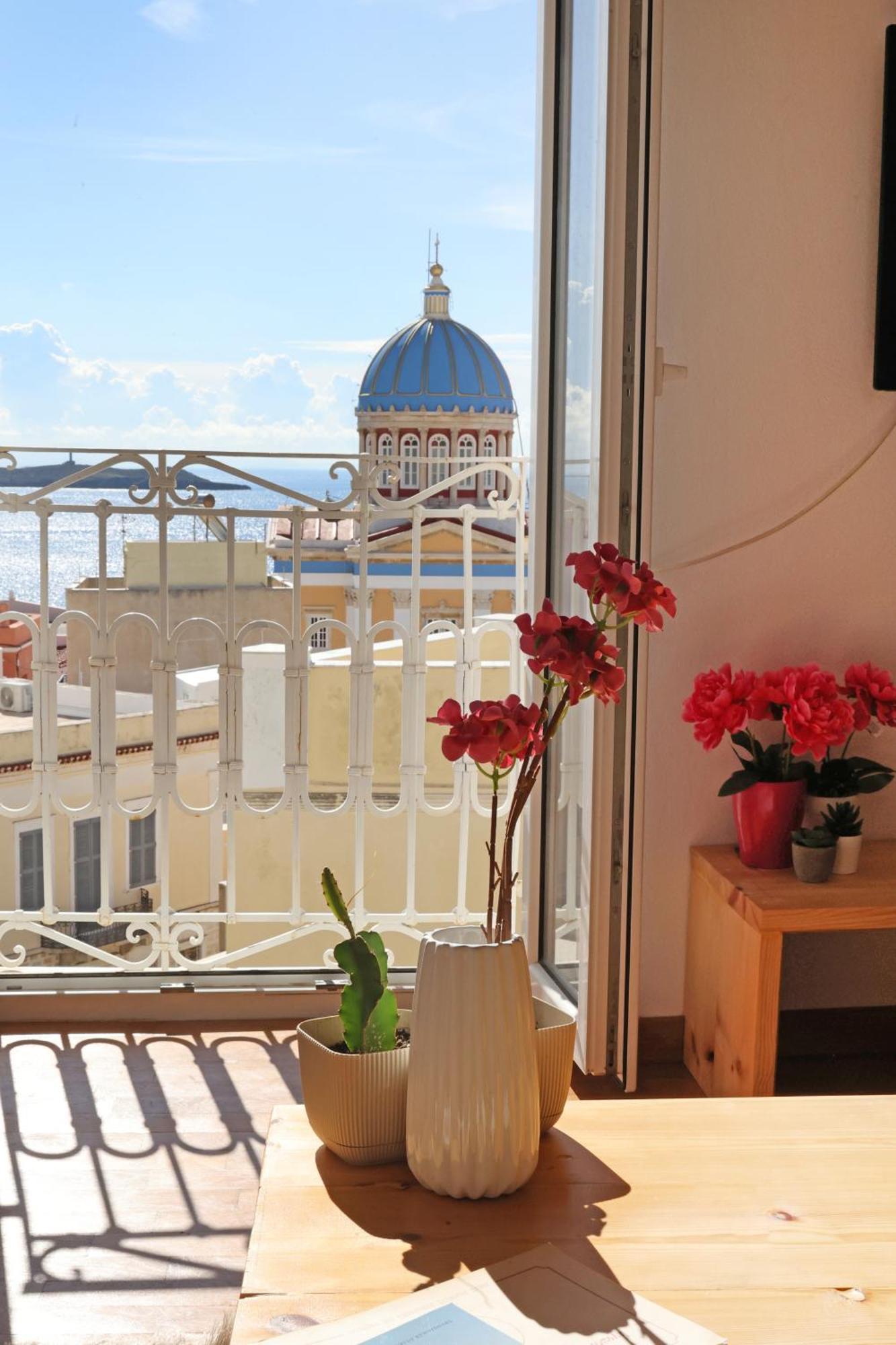 San Nikolas View Guest House Ερμούπολη Εξωτερικό φωτογραφία